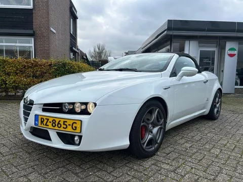 Alfa Romeo Spider 2.2 JTS 136KW NIEUWSTAAT