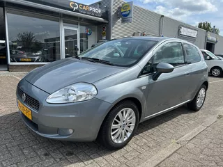 FIAT Punto 1.4 16V 3DR GRANDE Emotion